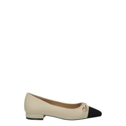 Tata Italia Ballerine con morsetto. Nude Outlet