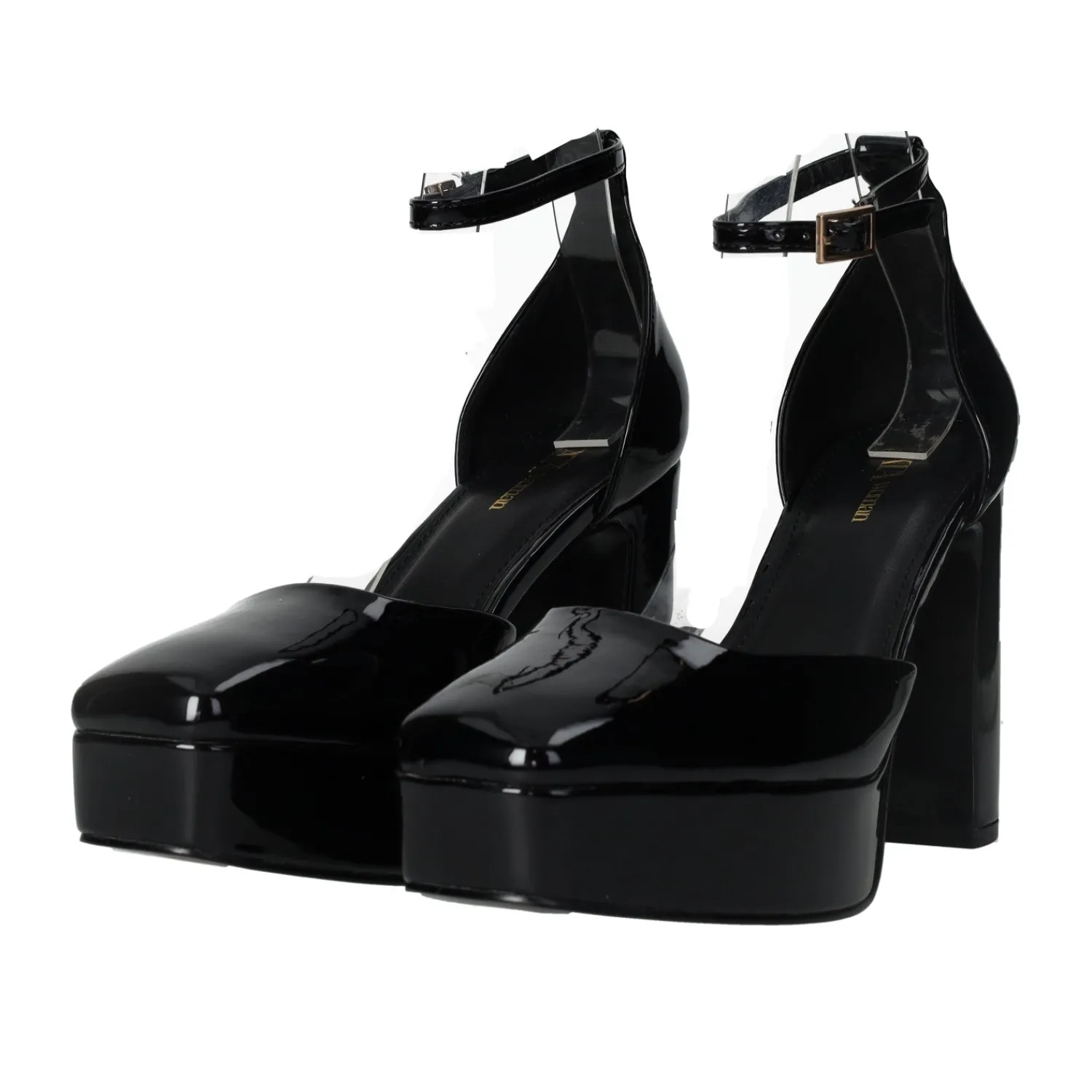 Tata Italia Décolleté in vernice con cinturino. Tacco alto 10.5 cm Nero New