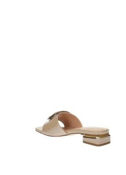 Tata Italia Sandali in vernice Outlet